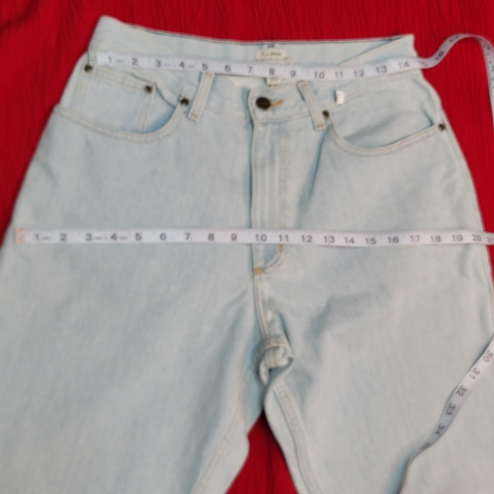 L.L Bean Original fit/ Relaxed jeans size 10 P - Picture 3 of 10